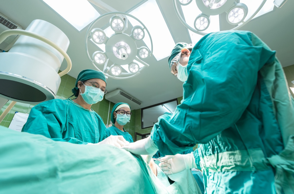 image of plastic surgeon in operating room